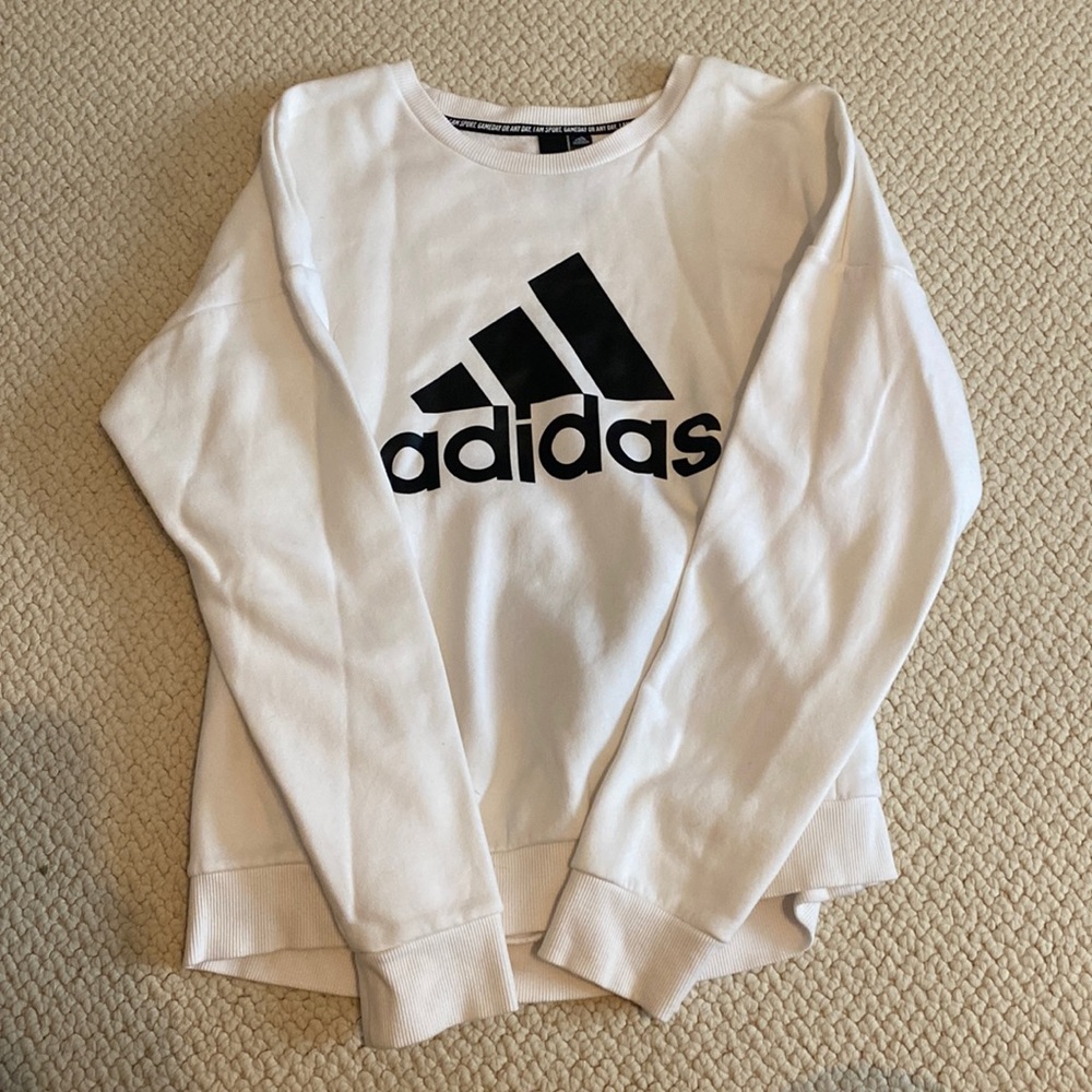 White Adidas sweatshirt size M